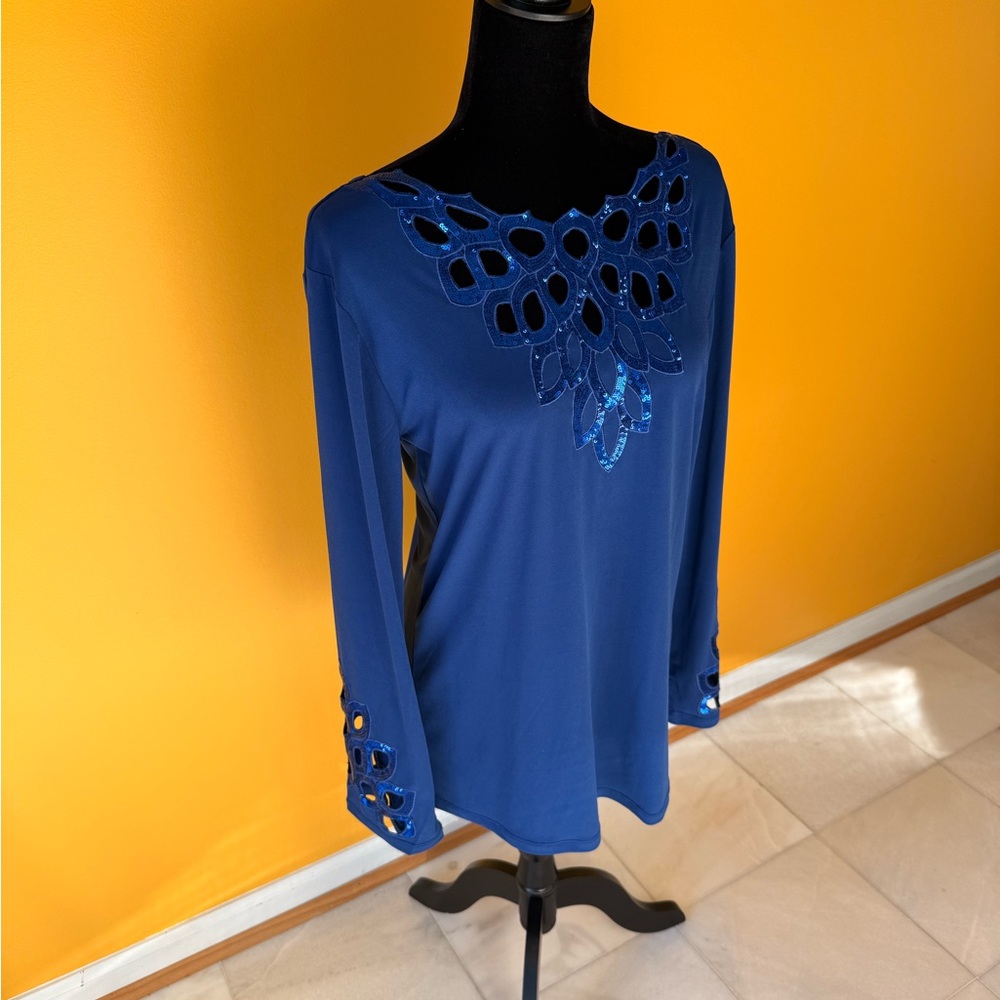 Joan Boyce Blue Cutout Blouse - Picture 8 of 9